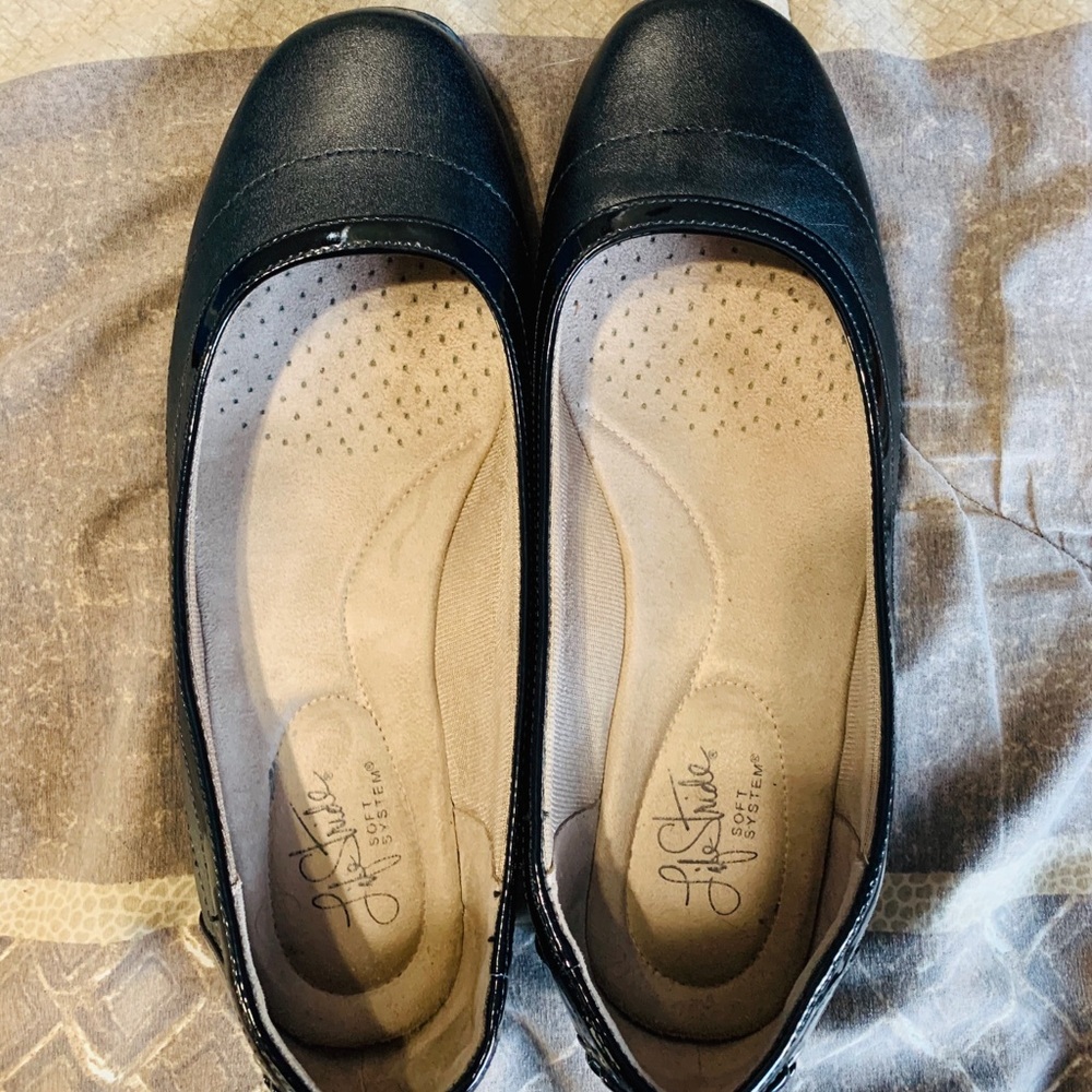 Black Flats